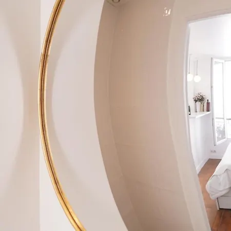 Romantisme Pres De La Tour Eiffel Et Des Champs Elysees Apartmán Paříž